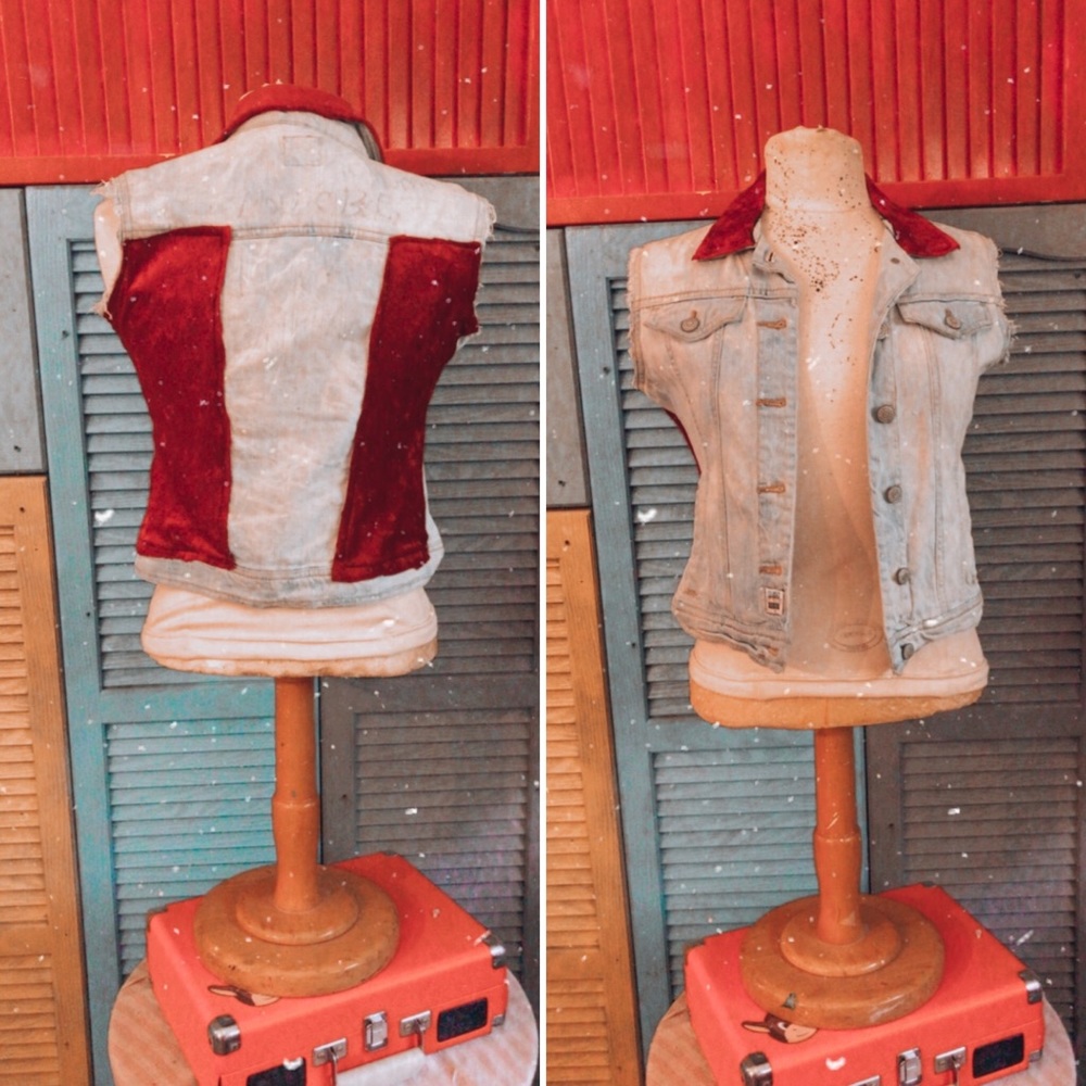 5 for $20 or 2/$10🌞 Girls denim vest velvet